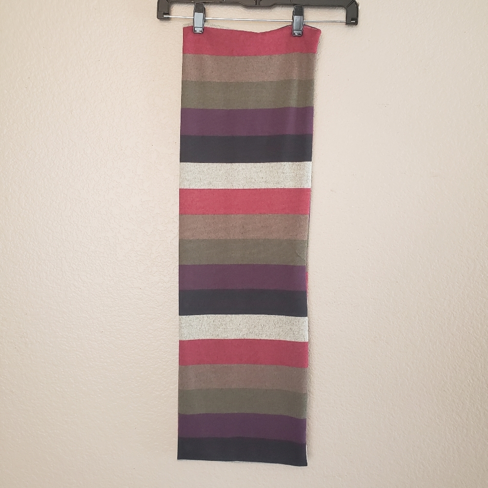 Infinity Striped Scarf - Picture 3 of 8
